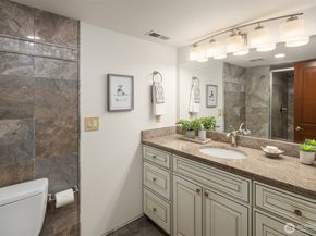 10250 SE 21st Street, Bellevue WA 98004