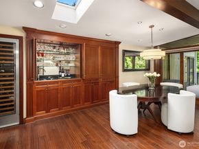 10250 SE 21st Street, Bellevue WA 98004