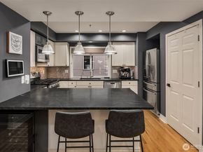 1416 6th Avenue N, Seattle WA 98109