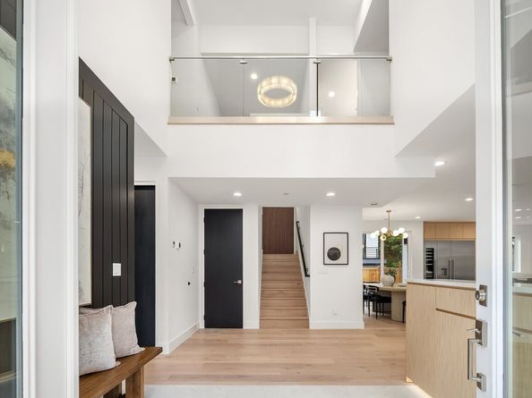 3983 162nd Place SE, Bellevue WA 98006