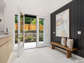 3983 162nd Place SE, Bellevue WA 98006