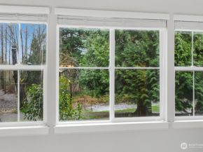 120 Newport Way NW 9, Issaquah WA 98027