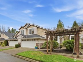 120 Newport Way NW 9, Issaquah WA 98027