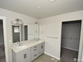 4015 60th Avenue NE, Marysville WA 98270