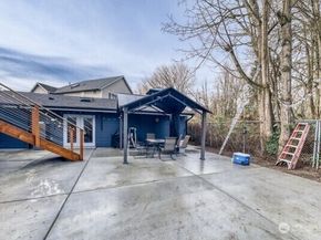 17606 Larch Way, Lynnwood WA 98037