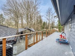 17606 Larch Way, Lynnwood WA 98037