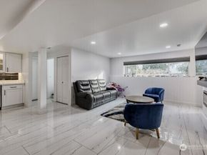 17606 Larch Way, Lynnwood WA 98037