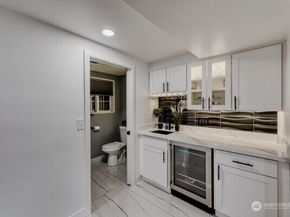 17606 Larch Way, Lynnwood WA 98037