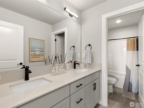 12502 SE 256th Place 10, Kent WA 98030
