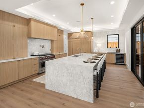 612 11th Avenue, Kirkland WA 98033