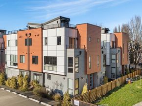 541 S Cloverdale St B, Seattle WA 98108