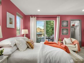 541 S Cloverdale St B, Seattle WA 98108