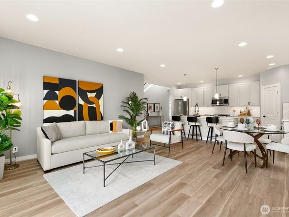 12510 SE 256th Place 7, Kent WA 98030