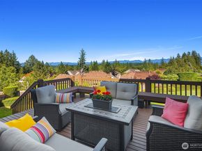 2146 277th Avenue SE, Sammamish WA 98075