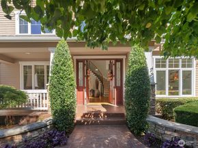 2146 277th Avenue SE, Sammamish WA 98075