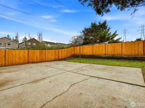 130 203rd Place SW, Lynnwood WA 98036