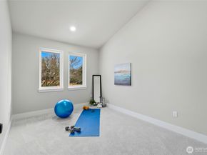 130 203rd Place SW, Lynnwood WA 98036