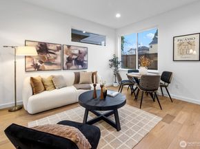 10043 8th Avenue NW B, Seattle WA 98177