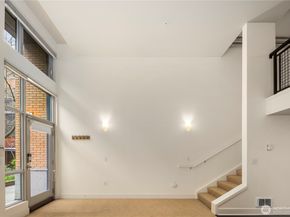 530 Broadway E 114, Seattle WA 98102