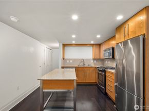 530 Broadway E 114, Seattle WA 98102