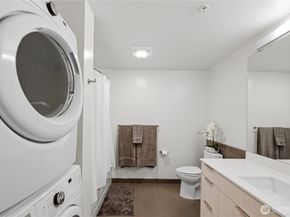 590 1st Avenue S 613, Seattle WA 98104