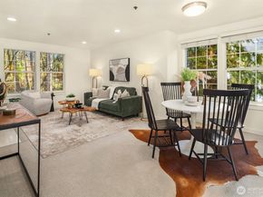 2740 118th Avenue SE 202, Bellevue WA 98005