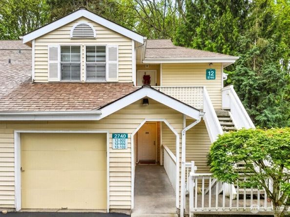 2740 118th Avenue SE 202, Bellevue WA 98005