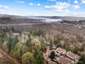 2740 118th Avenue SE 202, Bellevue WA 98005