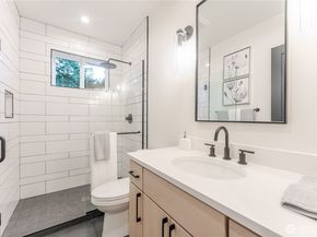 12226 NE 70th Street, Kirkland WA 98033