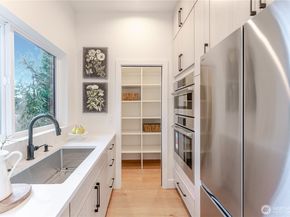 12226 NE 70th Street, Kirkland WA 98033