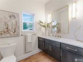 12226 NE 70th Street, Kirkland WA 98033