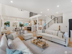 12226 NE 70th Street, Kirkland WA 98033