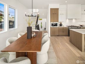 3428 13th Avenue W, Seattle WA 98119