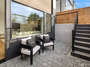 3428 13th Avenue W, Seattle WA 98119