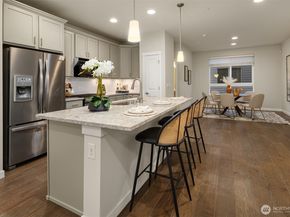 14685 35th Court NE, Lake Forest Park WA 98155