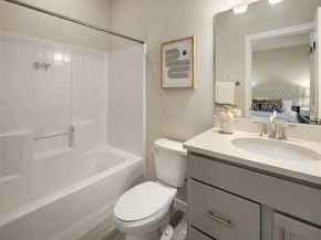 14685 35th Court NE, Lake Forest Park WA 98155