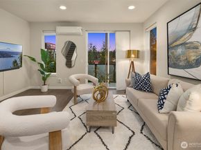 14685 35th Court NE, Lake Forest Park WA 98155