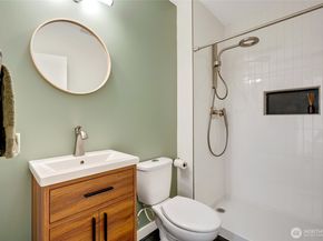 10045 9th Avenue SW, Seattle WA 98146