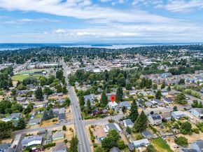 10045 9th Avenue SW, Seattle WA 98146