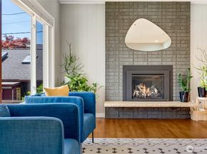 10045 9th Avenue SW, Seattle WA 98146