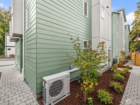 6417 Ellis Avenue S, Seattle WA 98108