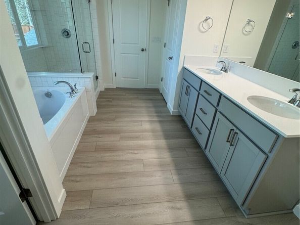 1936 NW Meadowview Drive 10, Poulsbo WA 98370