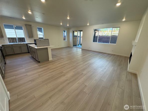 1936 NW Meadowview Drive 10, Poulsbo WA 98370