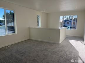 1936 NW Meadowview Drive 10, Poulsbo WA 98370