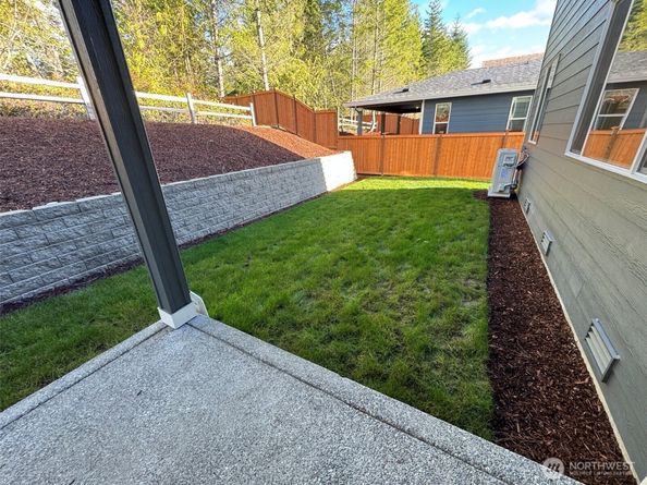 1936 NW Meadowview Drive 10, Poulsbo WA 98370