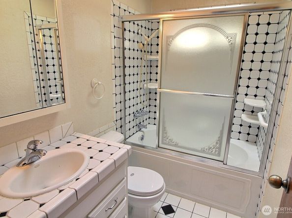 34714 52nd Avenue S, Auburn WA 98001