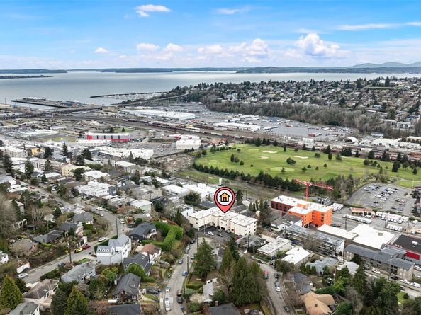 2625 13th Avenue W 302, Seattle WA 98119