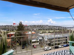 2625 13th Avenue W 302, Seattle WA 98119