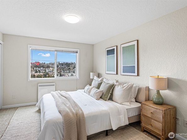 2625 13th Avenue W 302, Seattle WA 98119