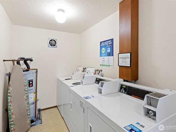 2625 13th Avenue W 302, Seattle WA 98119